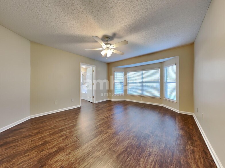 Building Photo - 8074 Shadwell Ct