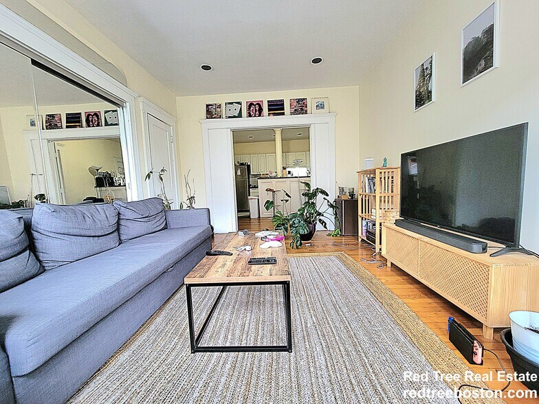 Unit 2 - 94 Pleasant St