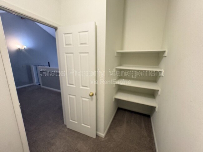 Building Photo - 14091 E Tufts Dr