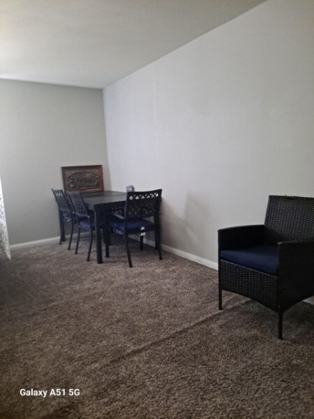 Building Photo - 6101 Chalk Hollow Dr