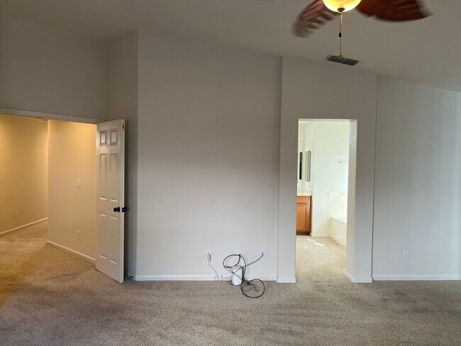 Building Photo - 4501 Waitsfield Cir