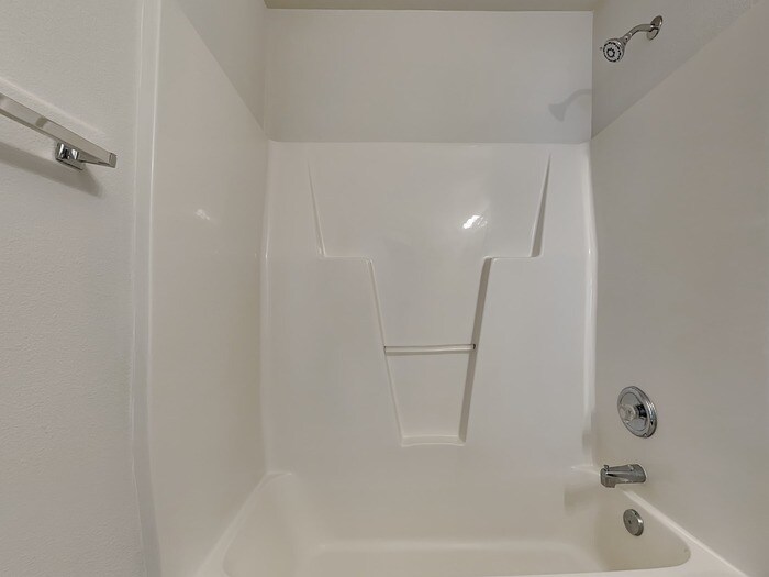 Building Photo - 730 Almora Dr