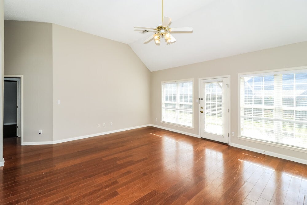Building Photo - 5061 Thornebrook Cove