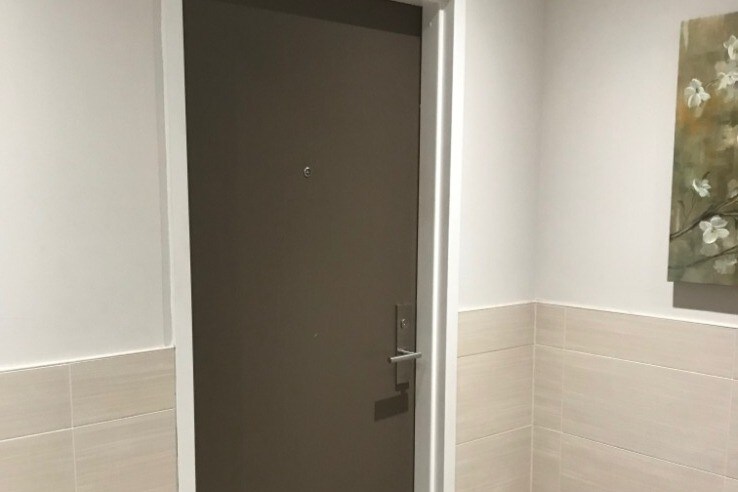 Apartment Entrance - 524 56th St