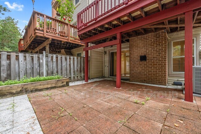 Building Photo - 4267 Fox Lake Dr