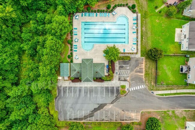 Building Photo - 16619 Broadwing Pl