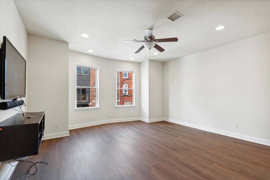 Building Photo - 1906 N 18th St