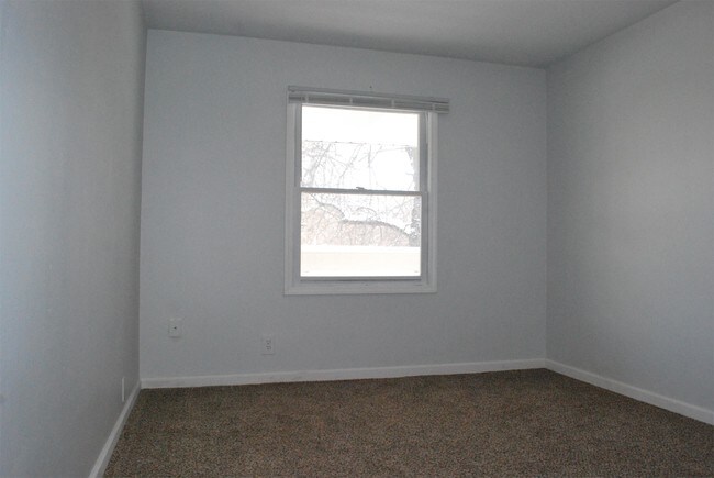 Building Photo - 1651 34th St