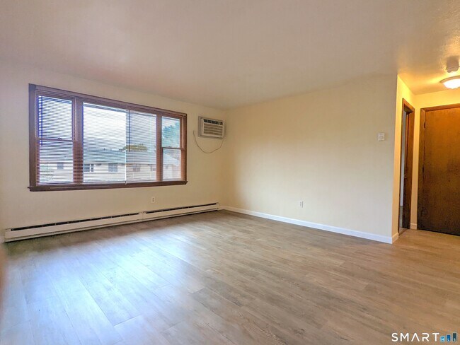 Building Photo - 177 Homestead St