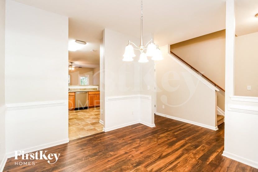 Building Photo - 1103 Birkdale Dr