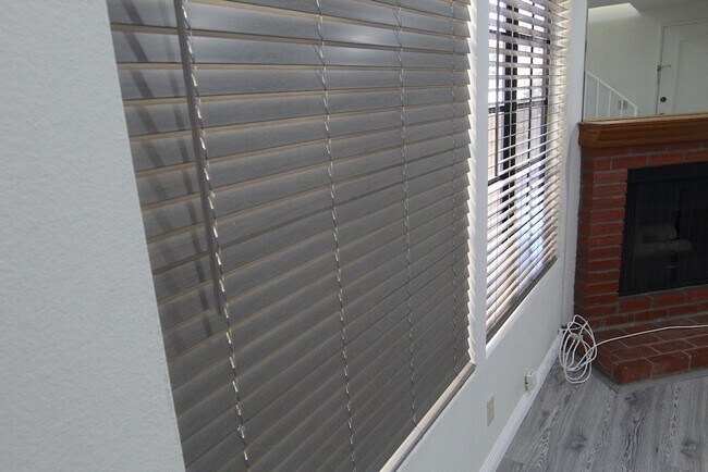 Building Photo - 4721 Kester Ave