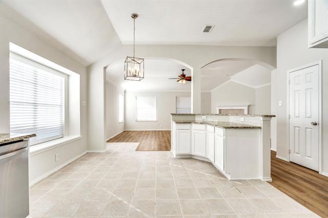 Building Photo - 9109 Azinger Dr