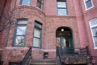 Building Photo - Lavish 1 BR/1 BA Condo in Logan Circle!