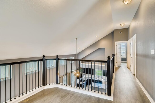 Building Photo - 16229 Travesia Way