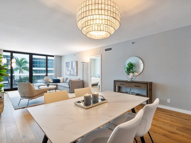 Building Photo - 9455 Collins Ave
