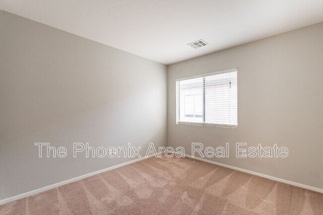 Building Photo - 2685 E Olivine Rd