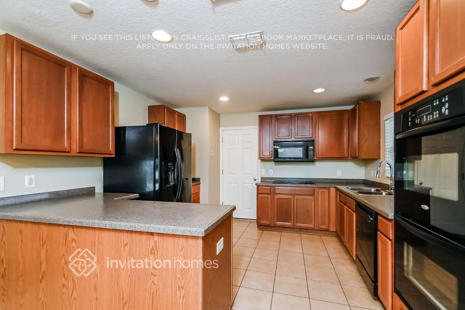 Building Photo - 5239 Moon Shell Dr