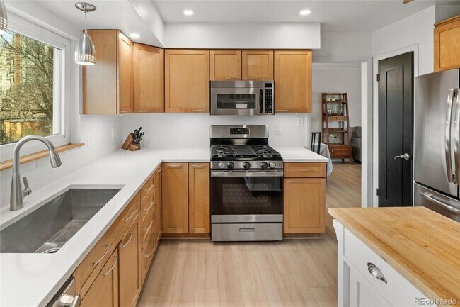 Building Photo - Incredible 4 bedroom home in Virginia Vale