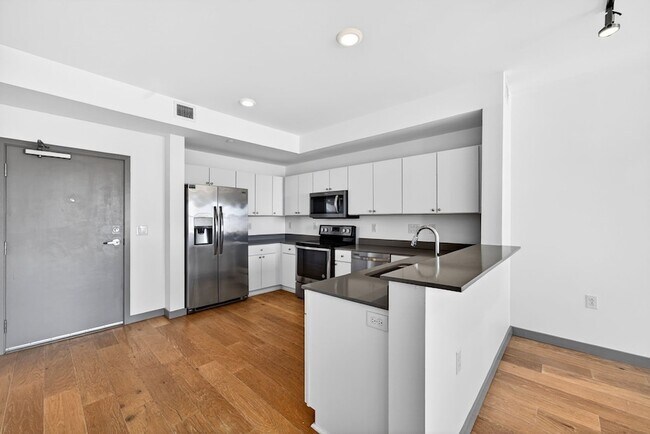 Building Photo - 400 Herron Dr