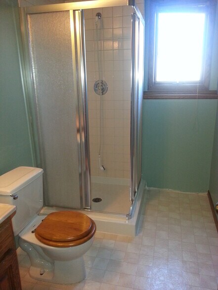 Building Photo - 502 Prairie Ln
