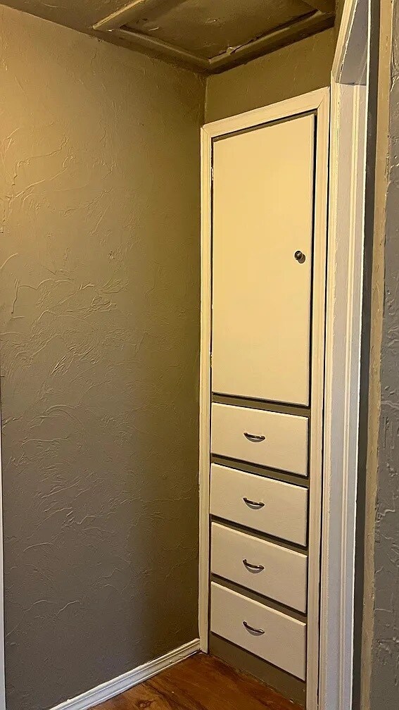 Building Photo - 1429 Mallard Dr