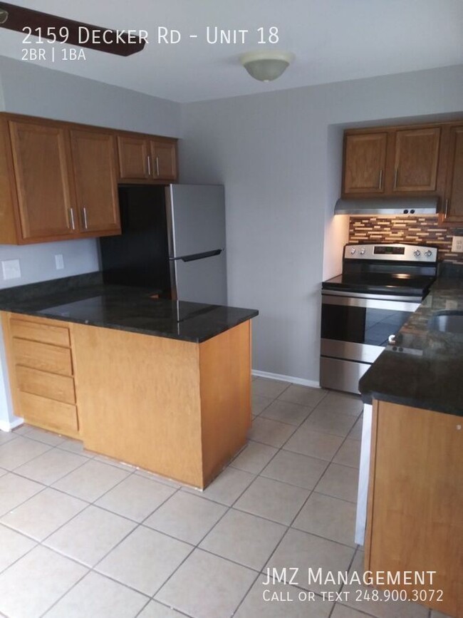 Building Photo - Beautifully Updated Apartment In Walled Lake!