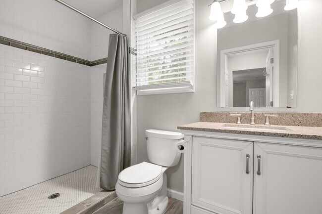 Building Photo - Single Family Home- Walking Distance to NC...