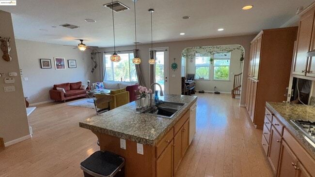 Building Photo - 6238 Crystal Springs Cir
