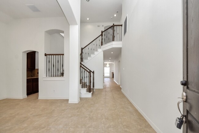 Building Photo - 17222 Red Oak Bend Dr