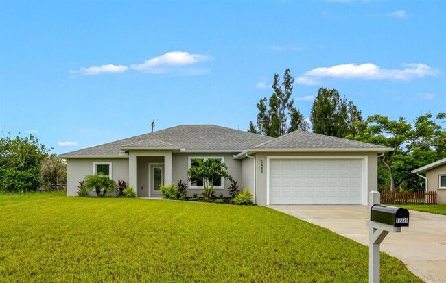 Primary Photo - 12235 Hernando Rd