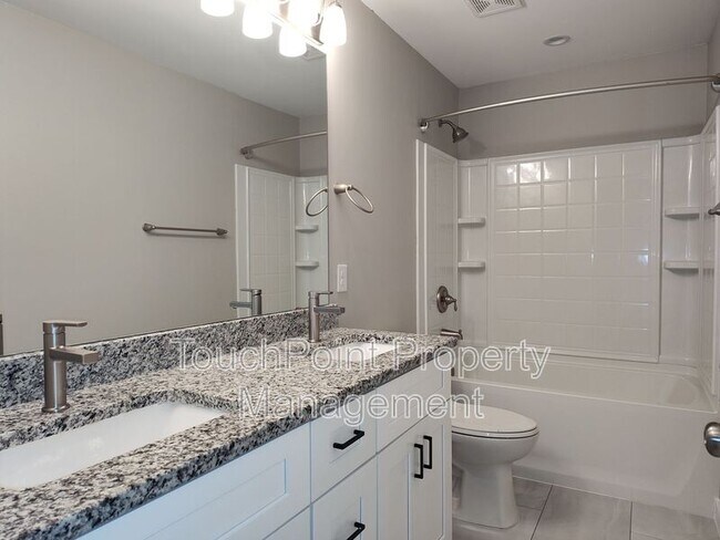 Building Photo - 4525 Lindsay Ln