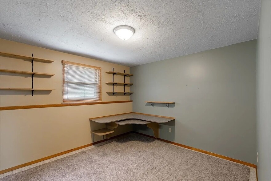 Lower Level Bonus Room / Office - 1411 Chadwick Dr