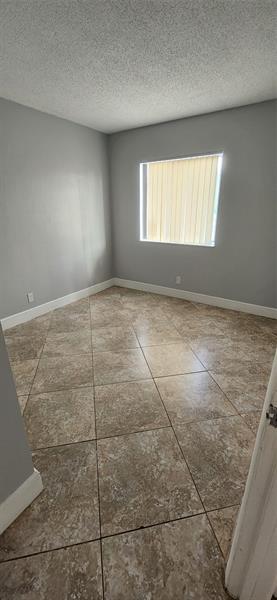 Building Photo - 10926 Royal Palm Blvd