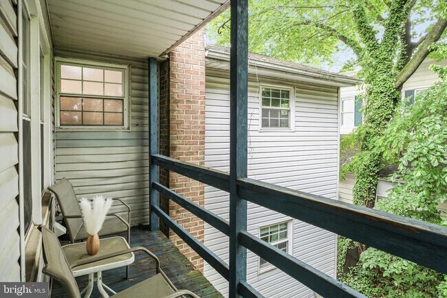 Building Photo - 430 Richey Ave