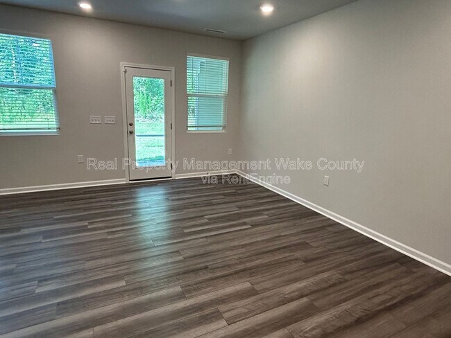 Building Photo - 1605 Emory Rdg Wy