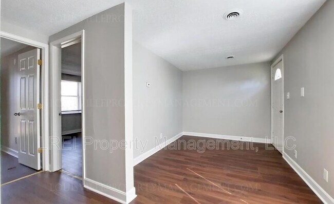 Building Photo - 2311 Rodman St