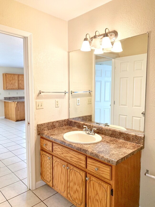 Building Photo - A-C Hill