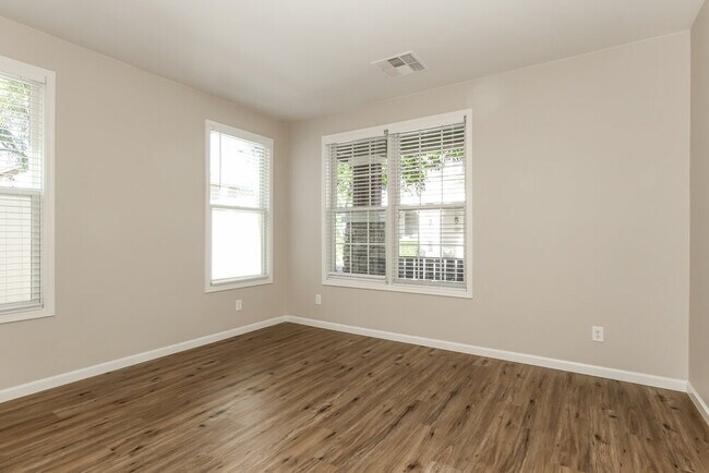 Building Photo - 28963 N 124th Ln