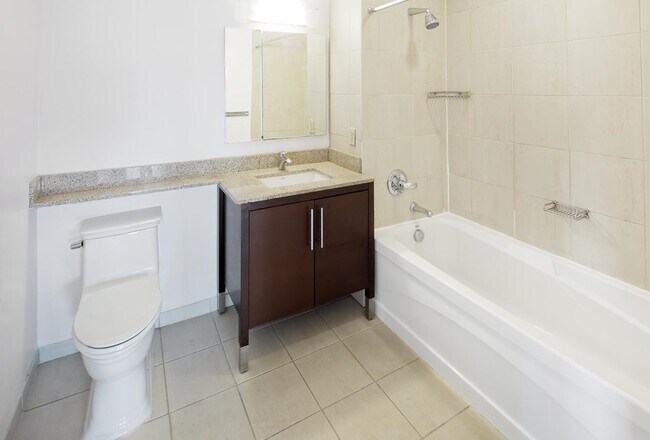 Building Photo - 20 Newport Pkwy