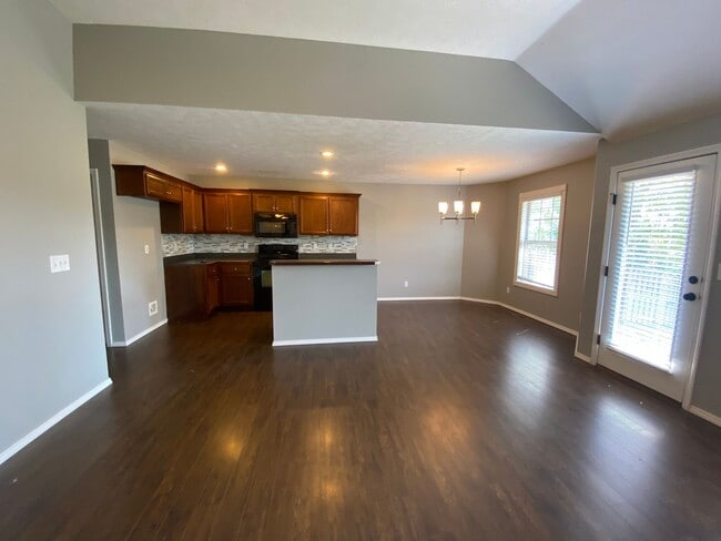Building Photo - 4382 W Loren St