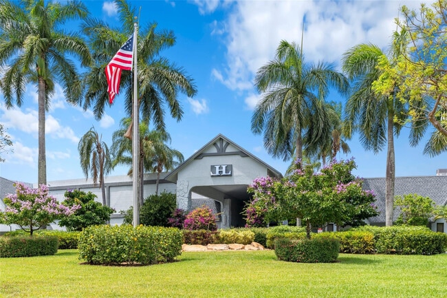 Building Photo - 7301 Amberly Ln