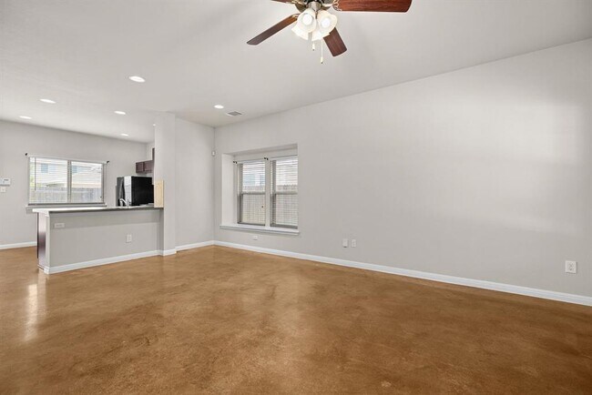 Building Photo - 4607 Graceful Ln