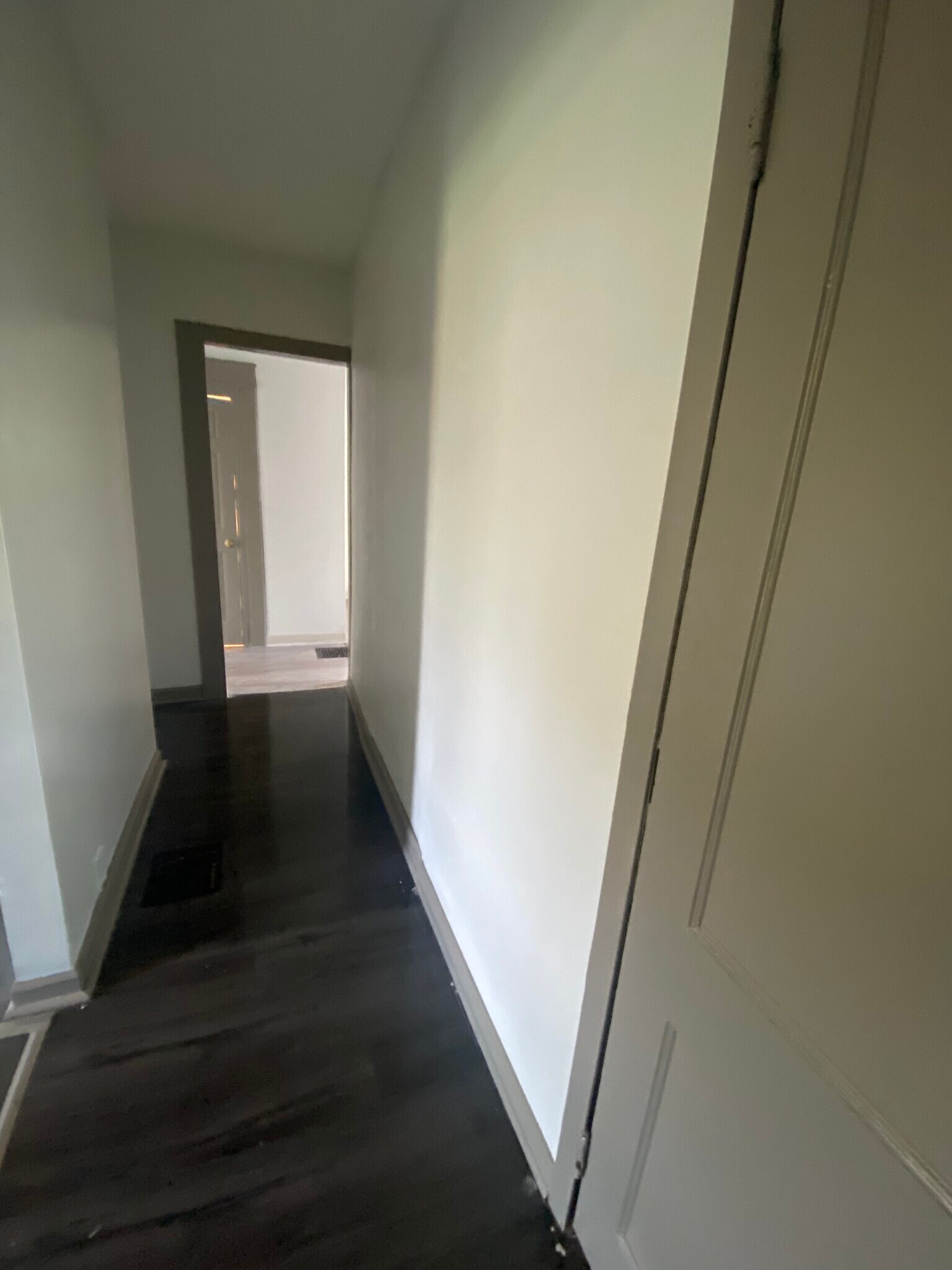 Building Photo - 848 Lovett Pl