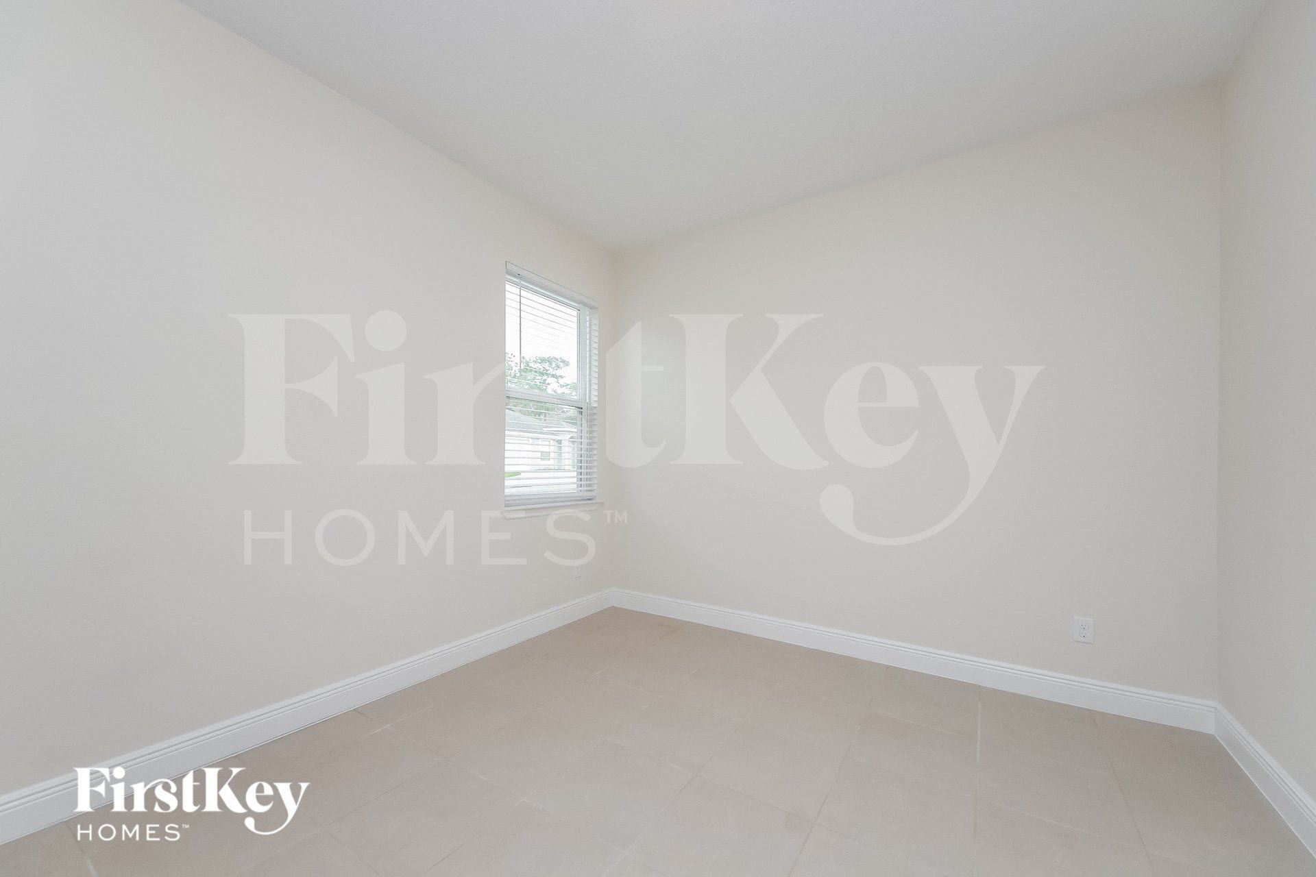 Building Photo - 510 Magpie Ln