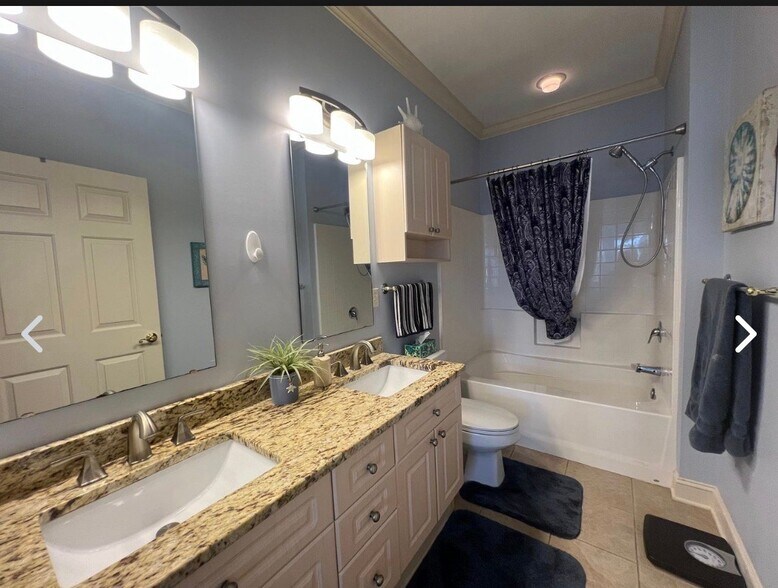 Building Photo - 4887 Luster Leaf Cir