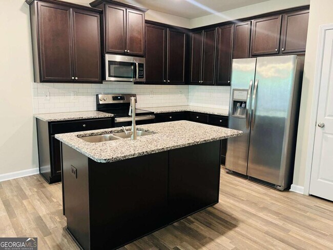 Building Photo - 4957 Elm Brook Dr