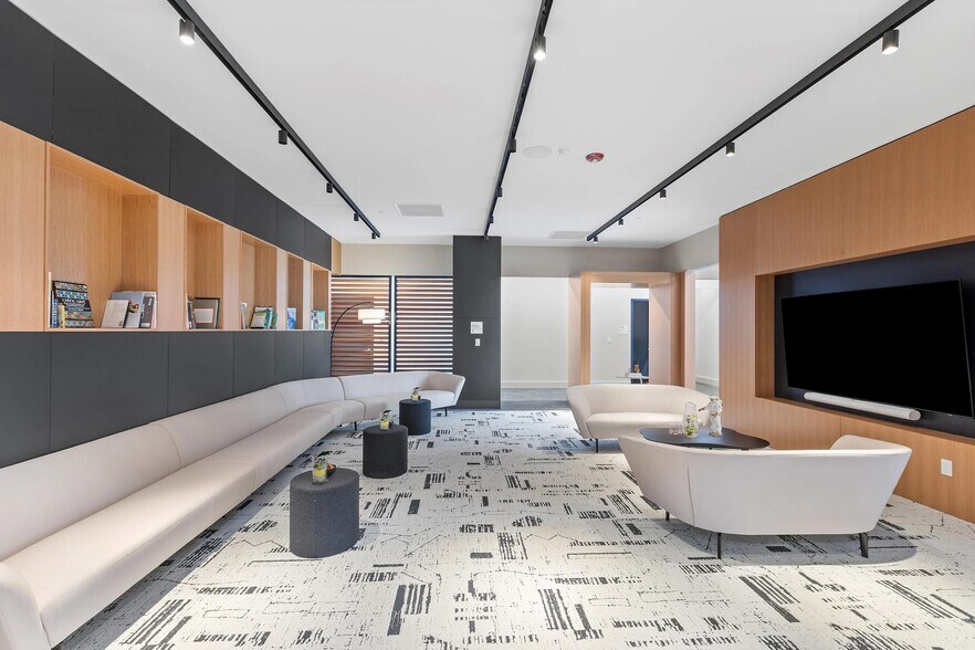 Building Photo - 5334 Baltimore Ave