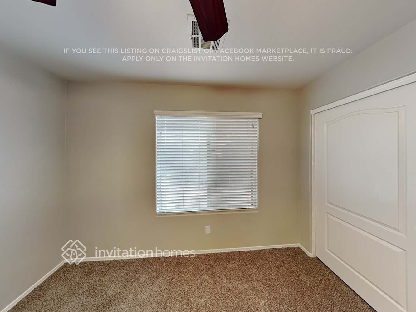 Building Photo - 27424 N 63rd Dr