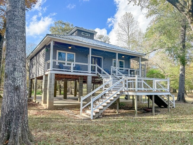 Building Photo - 56 Big Eddy Trl