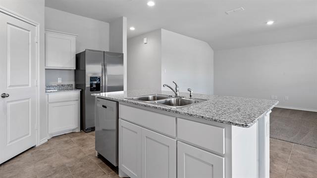 Building Photo - 9425 Mountain Pass Dr